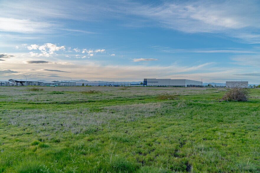 More Photos Of 4676 Industry Dr, Medford Land For Sale
