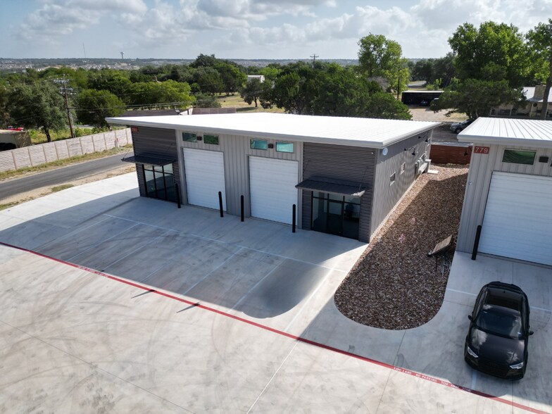 More Photos Of 775 County Road 270, Leander Warehouse For Lease