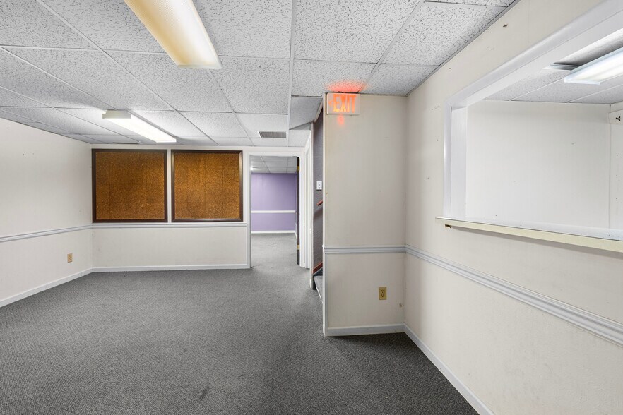 More Photos Of 40 S 6th Ave, Brighton Medical For Lease
