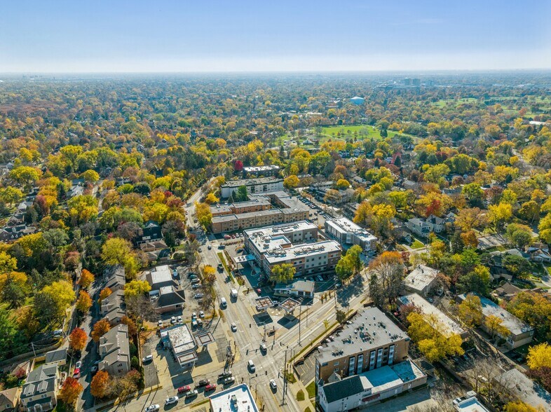 More Photos Of 328-350 Ridge Rd, Wilmette Storefront Retail Office For Sale