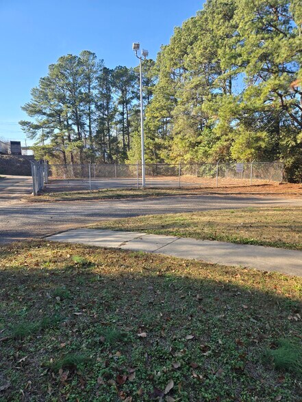 More Photos Of 307 N Green St, Wadesboro Office For Sale