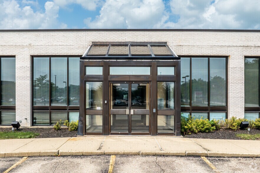 More Photos Of 151 E Irving Park Rd, Streamwood Bank For Sale