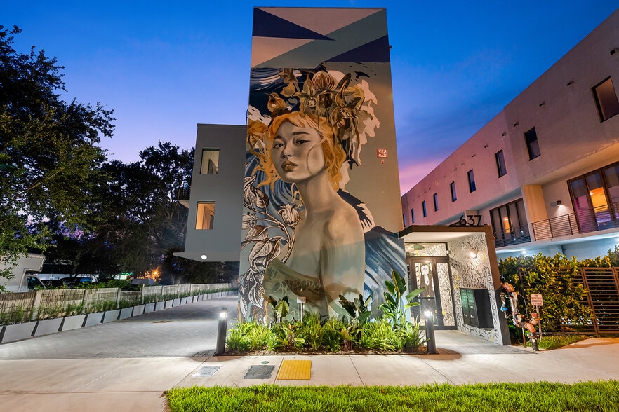 More Photos Of 637 NE 4th Ave, Fort Lauderdale Apartments For Sale