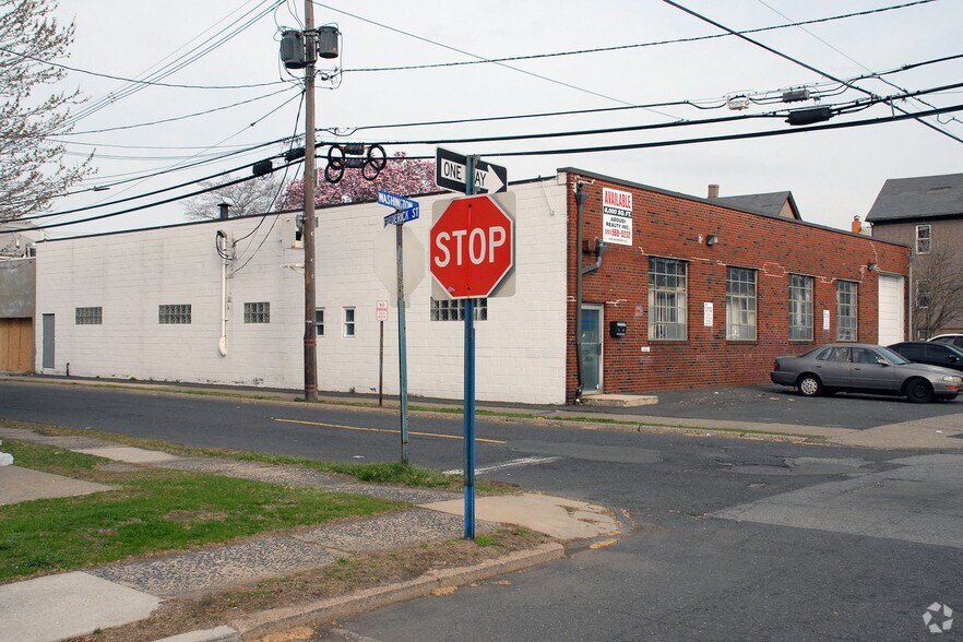 More Photos Of 237 Washington Ave, Hackensack Warehouse For Sale