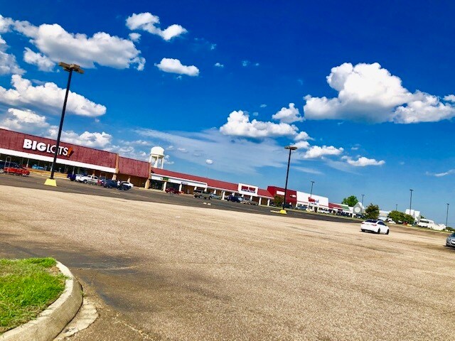 More Photos Of 1110-1190 Julian R Allsbrook Hwy, Roanoke Rapids Unknown For Lease
