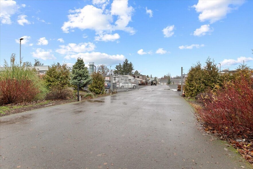 More Photos Of 1410 S Township Rd, Canby Warehouse For Sale