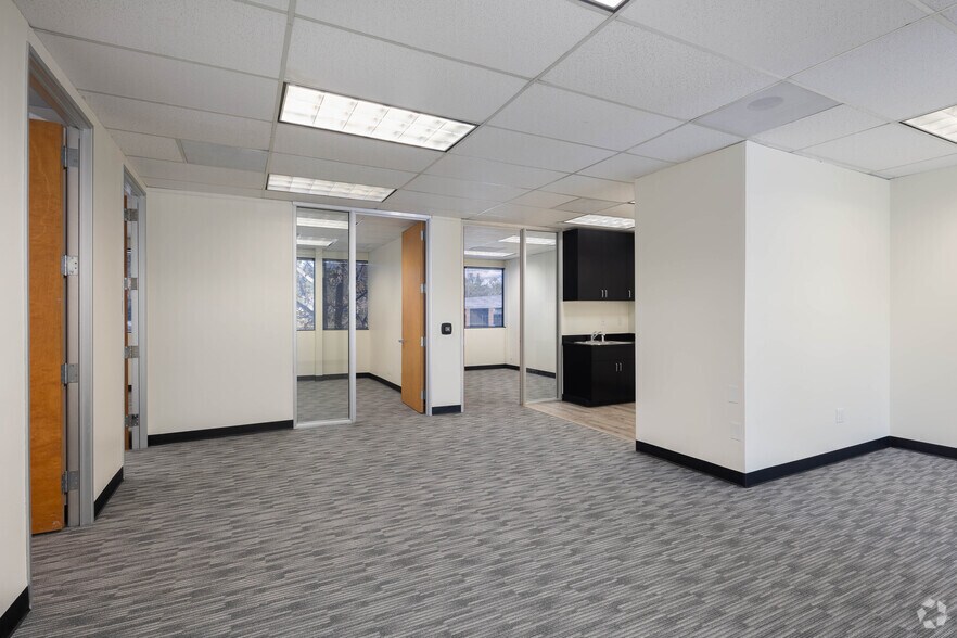 More Photos Of 30012 Ivy Glenn Dr, Laguna Niguel Office For Lease