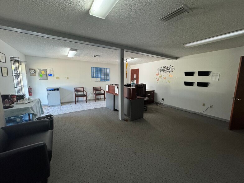 More Photos Of 3429 N Liberty St, Jacksonville Light Distribution For Sale