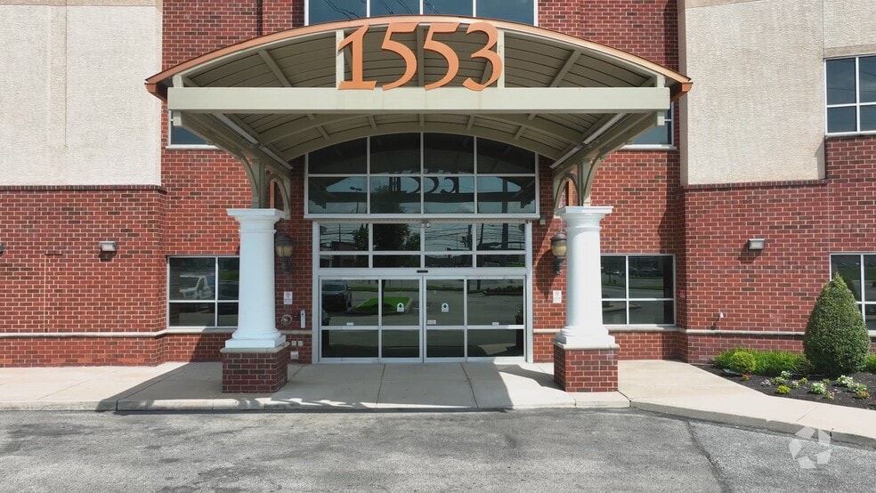 Primary Photo Of 1553 Chester Pike, Crum Lynne Medical For Lease