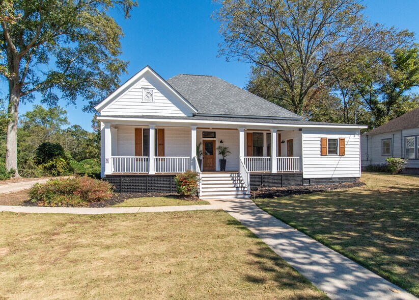 Primary Photo Of 89 W Campbellton St, Fairburn Office Residential For Sale