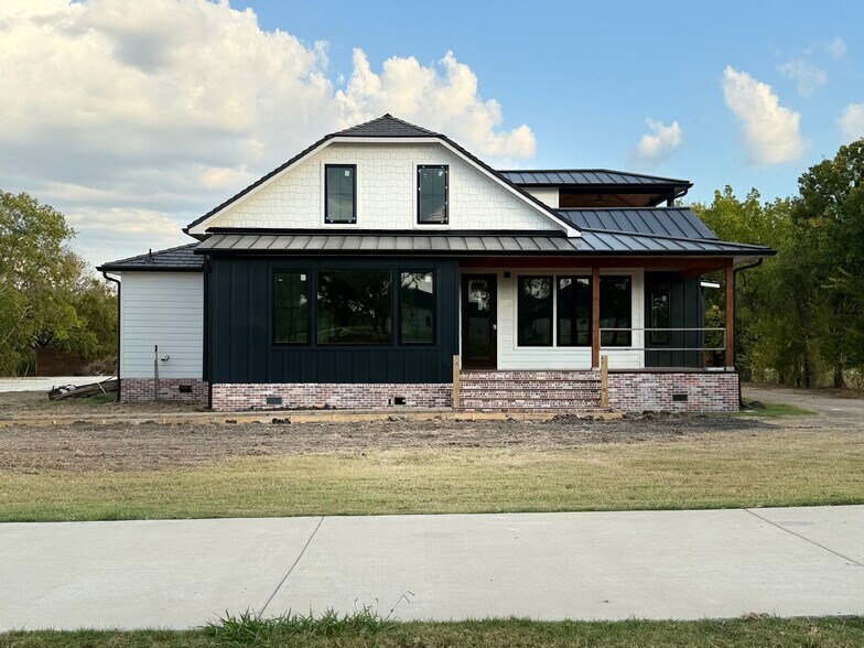 Primary Photo Of 301 Hubbard Dr, Heath Loft Creative Space For Lease