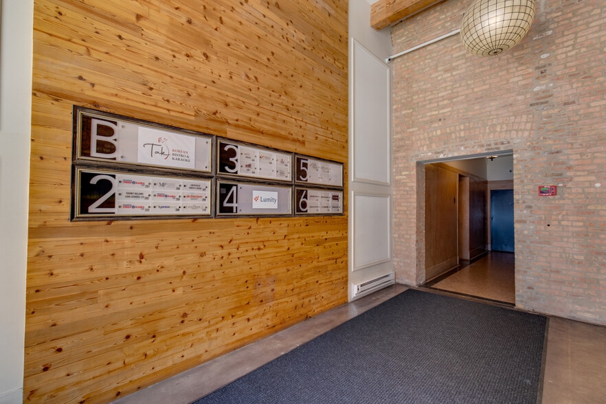 More Photos Of 1132 S Wabash Ave, Chicago Office For Lease