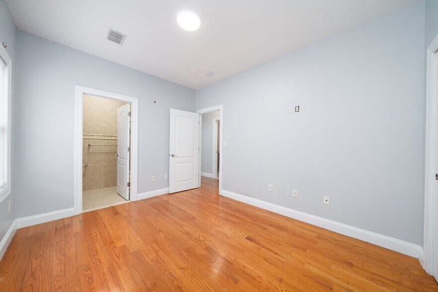 More Photos Of 187 Zabriskie St, Jersey City Apartments For Sale