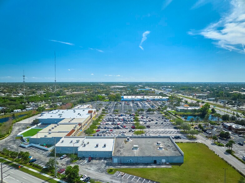 More Photos Of 10230-10368 S US Highway 1, Port Saint Lucie General Retail For Sale