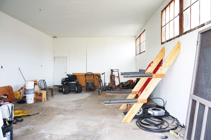 More Photos Of 451 N 11th St, Montague Warehouse For Sale