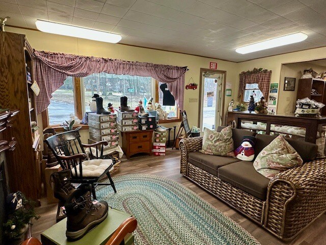 More Photos Of 27160 PA-66, Lucinda General Retail For Sale