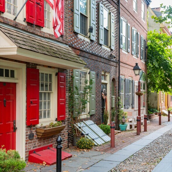 More Photos Of 32-34 S Strawberry St, Philadelphia Apartments For Lease