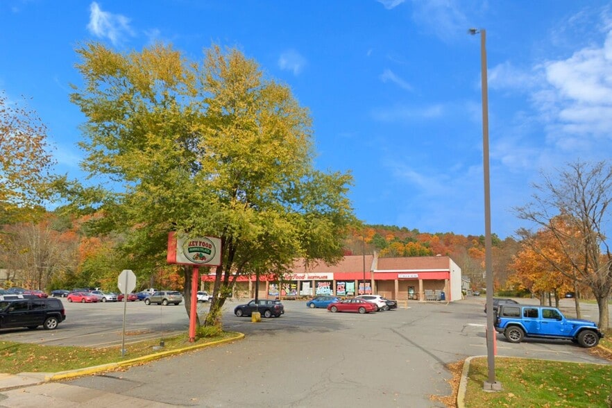 Primary Photo Of 501 W Harford St, Milford Freestanding For Lease
