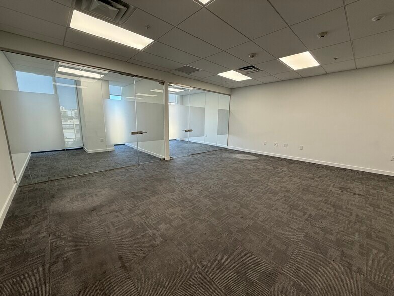 More Photos Of 2980 NE 207th St, Aventura Office Residential For Lease