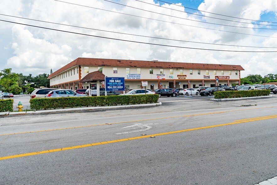 More Photos Of 6191 Orange Dr, Davie Loft Creative Space For Sale