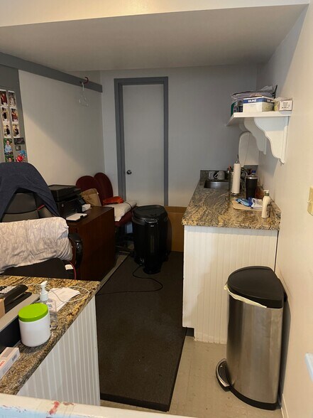 More Photos Of 55 Crescent St, Stamford Warehouse For Sale