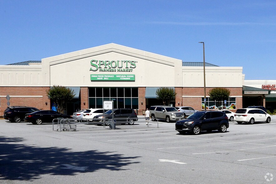 More Photos Of 2480-2510 Mount Vernon Rd, Dunwoody Freestanding For Lease