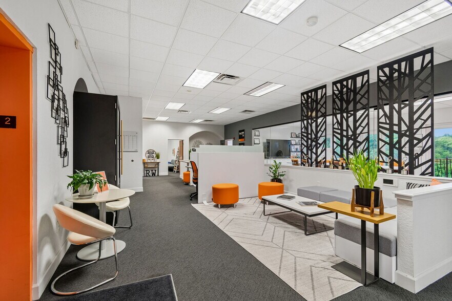 More Photos Of 6730 W Linebaugh Ave, Tampa Office For Lease