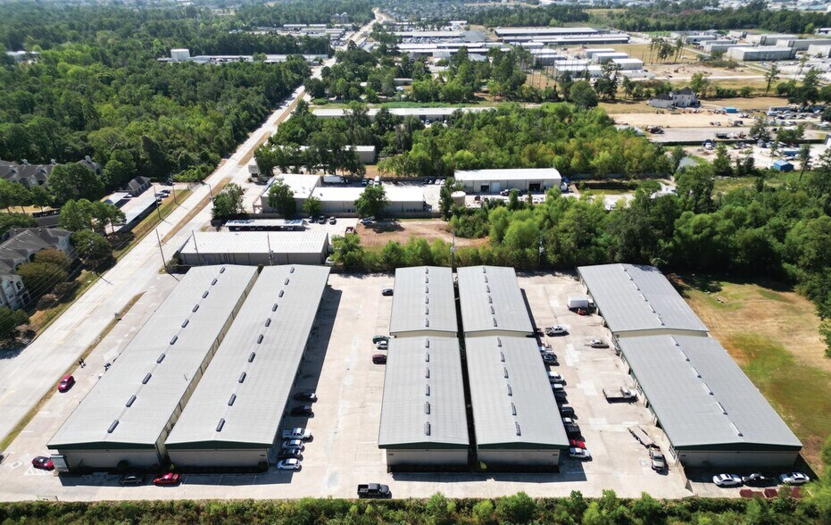 More Photos Of 16711 Hollister St, Houston Flex For Lease