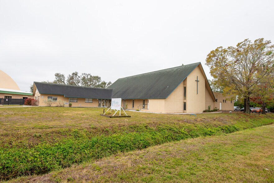 More Photos Of 6990 142nd Ave, Largo Religious Facility For Sale