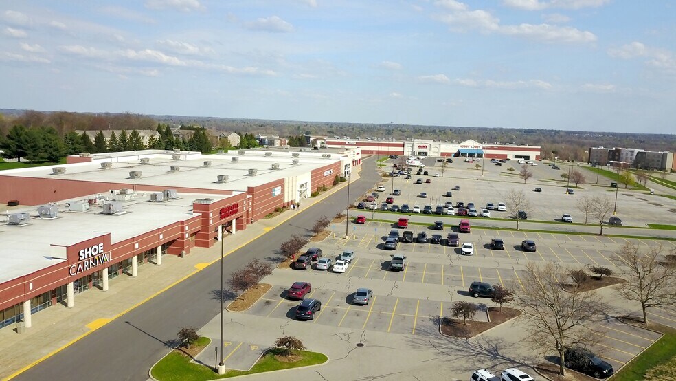 More Photos Of 555-805 Center Dr NW, Grand Rapids Unknown For Lease