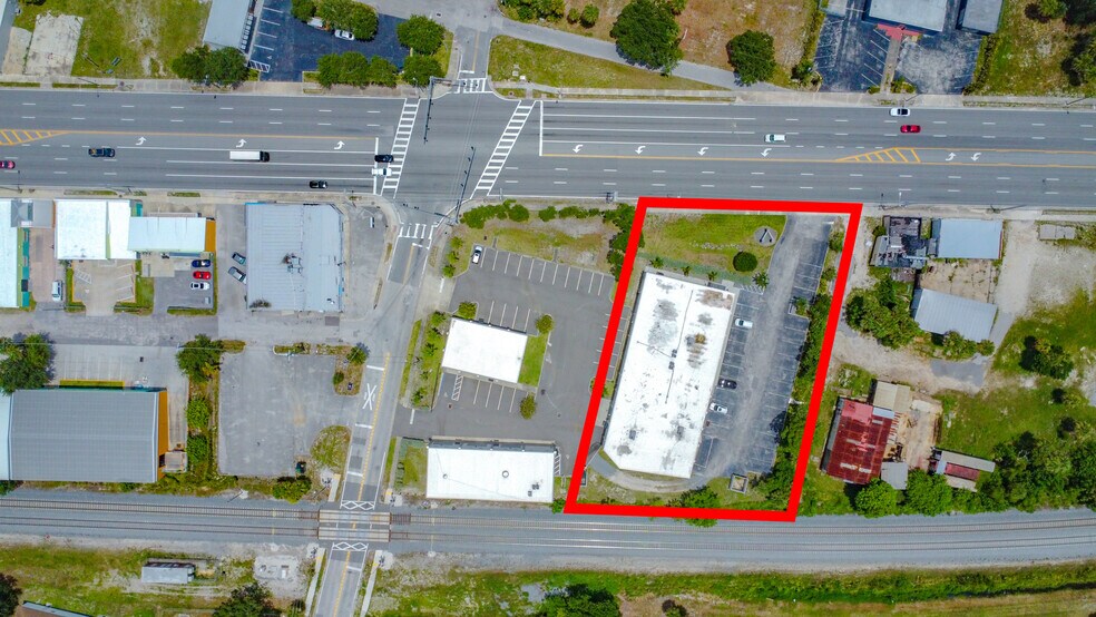 More Photos Of 2500 S Harbor City Blvd, Melbourne Unknown For Lease