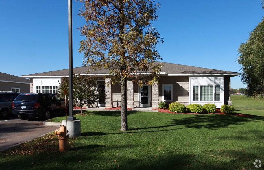 More Photos Of 2191-2195 Northdale Blvd NW, Coon Rapids Office For Sale