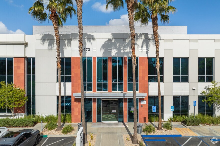 More Photos Of 473 E Carnegie Dr, San Bernardino Coworking Space