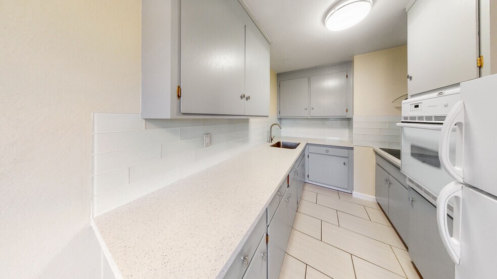 More Photos Of 98 Dutton Ave, San Leandro Apartments For Sale