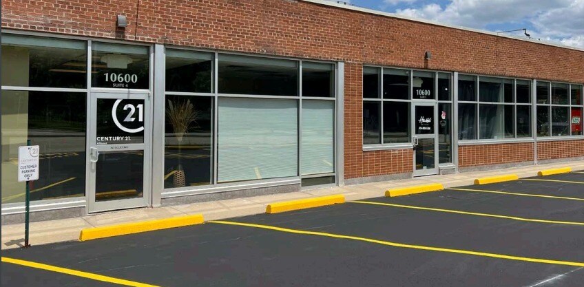 Primary Photo Of 10600 W Bluemound Rd, Milwaukee Freestanding For Lease