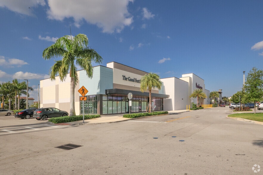 More Photos Of 16000 Pines Blvd, Pembroke Pines Unknown For Lease