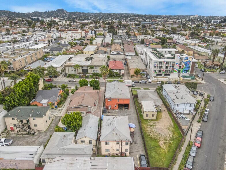 More Photos Of 917-919 N Ardmore Ave, Los Angeles Apartments For Sale
