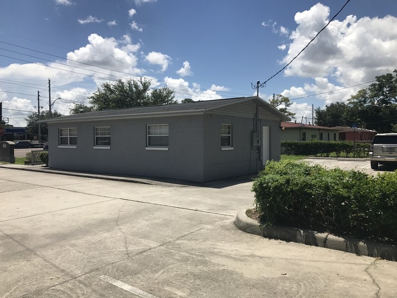 More Photos Of 1334 S Semoran Blvd, Orlando Office For Lease
