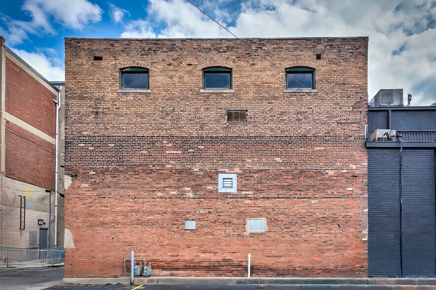 More Photos Of 620 S Calhoun St, Fort Wayne General Retail For Sale