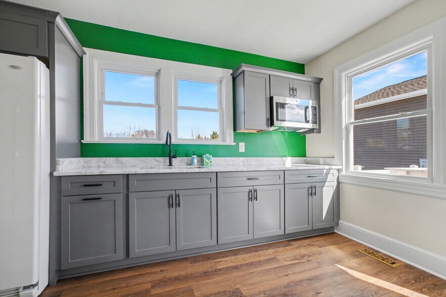 More Photos Of 2603 Lafayette Blvd, Fredericksburg General Retail For Lease