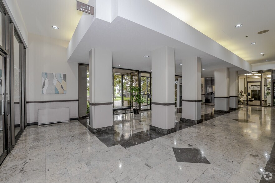 More Photos Of 5416 S Yale Ave, Tulsa Office For Lease