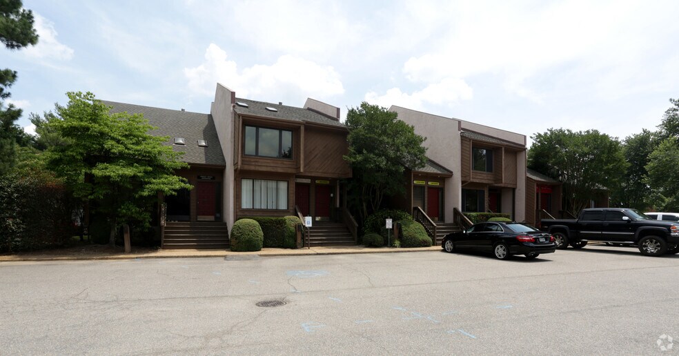 More Photos Of 400 Southlake Blvd, Richmond Office For Lease