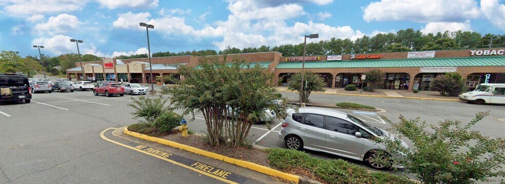 More Photos Of 282 Deacon Rd, Fredericksburg Storefront For Lease