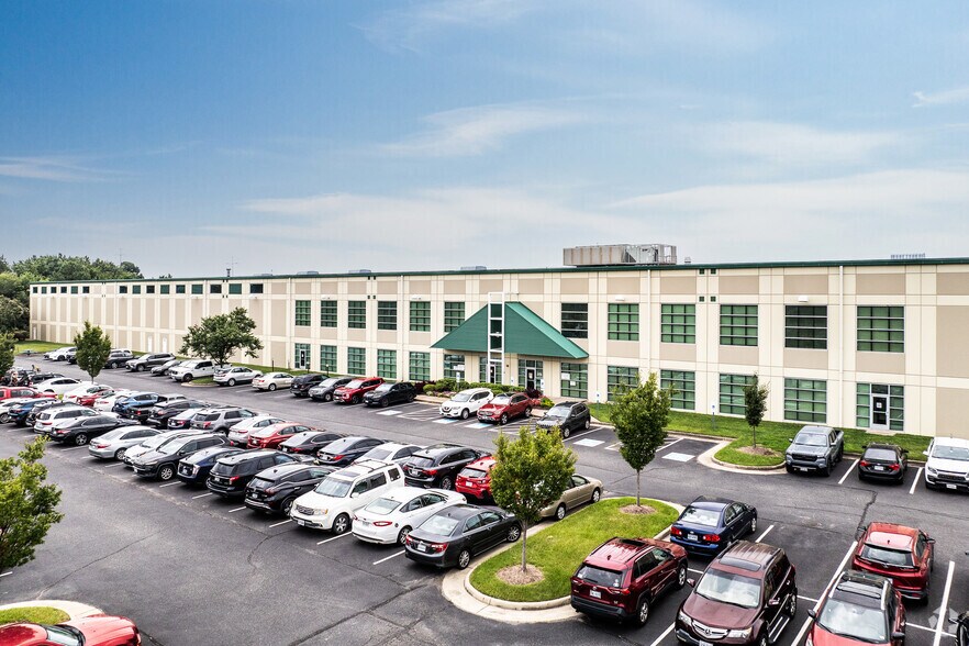 More Photos Of 2101 Aluminum Ave, Hampton Warehouse For Lease