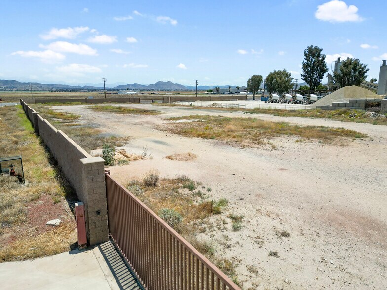 More Photos Of 1980 Goetz Rd, Perris Land For Lease