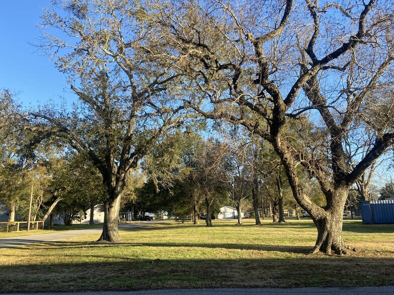 More Photos Of 1304 Penick Rd, Waller Land For Sale