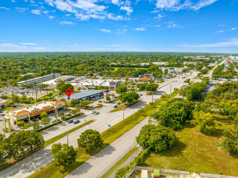 More Photos Of 12241-12275 S Dixie Hwy, Miami Freestanding For Lease