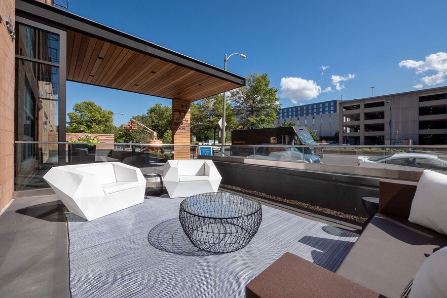 More Photos Of 4535 Forest Park Ave, Saint Louis Multifamily For Sale