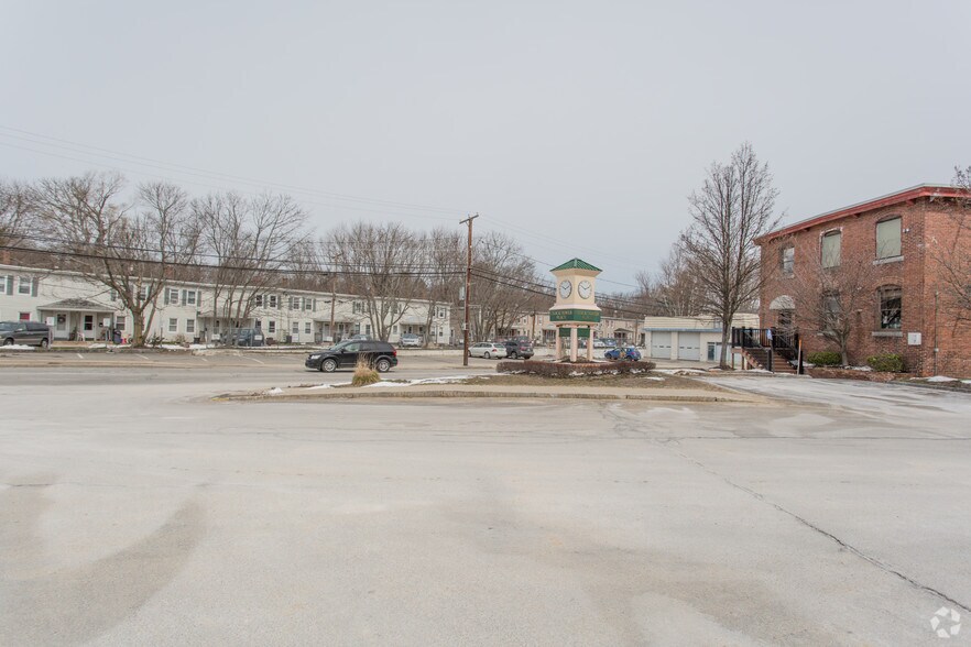 More Photos Of 10 Mill St, Maynard Office For Lease