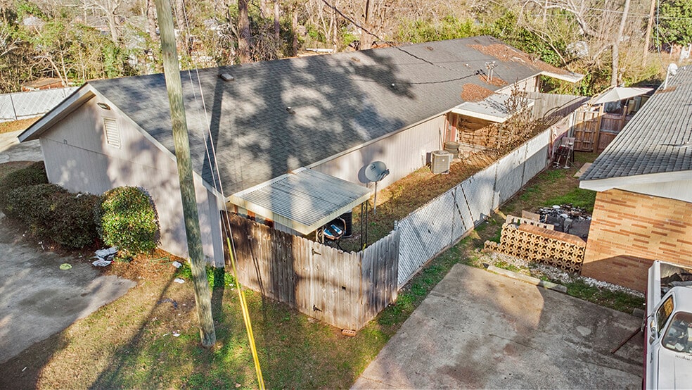 More Photos Of 101 Delwood Cir, Warner Robins Apartments For Sale